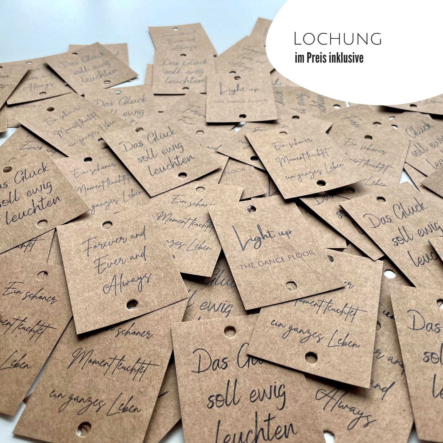 Deko-Idee für die Hochzeit: Schild mit Wunderkerzen