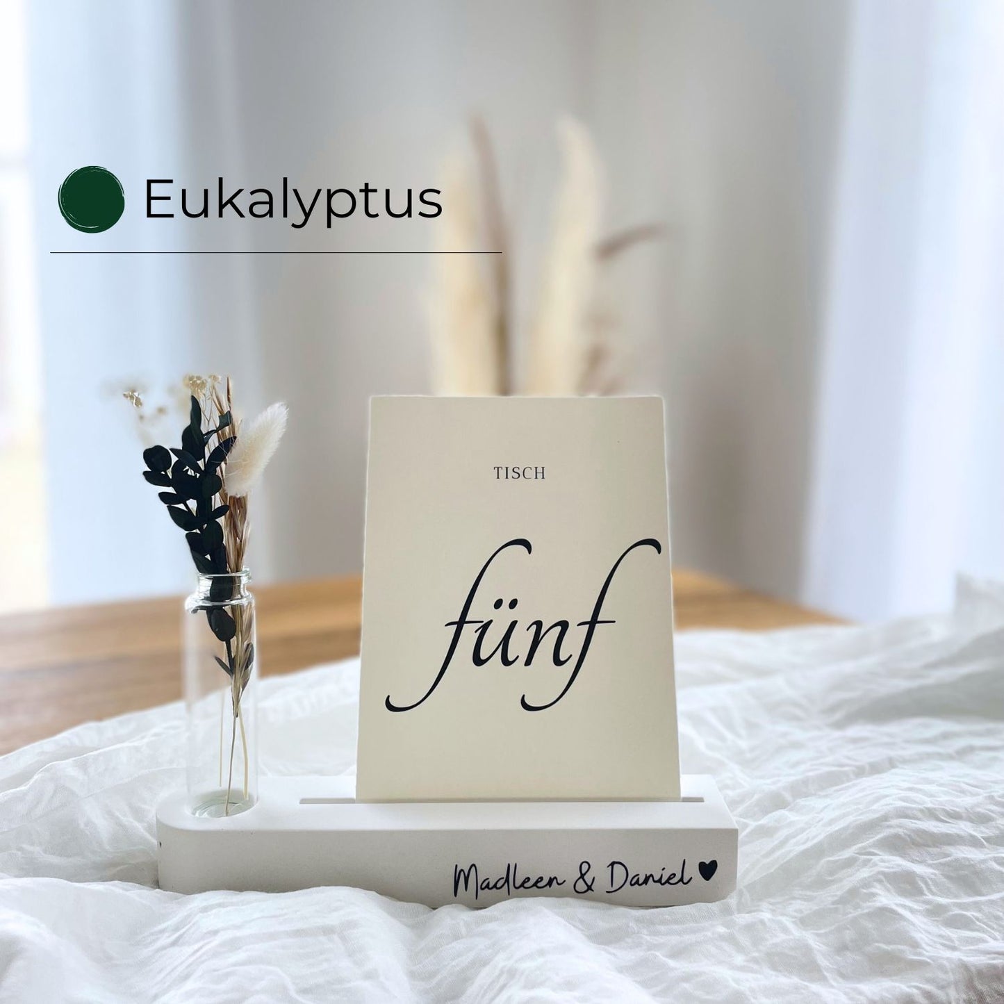 Individuelle Hochzeitskarten in Altweiß