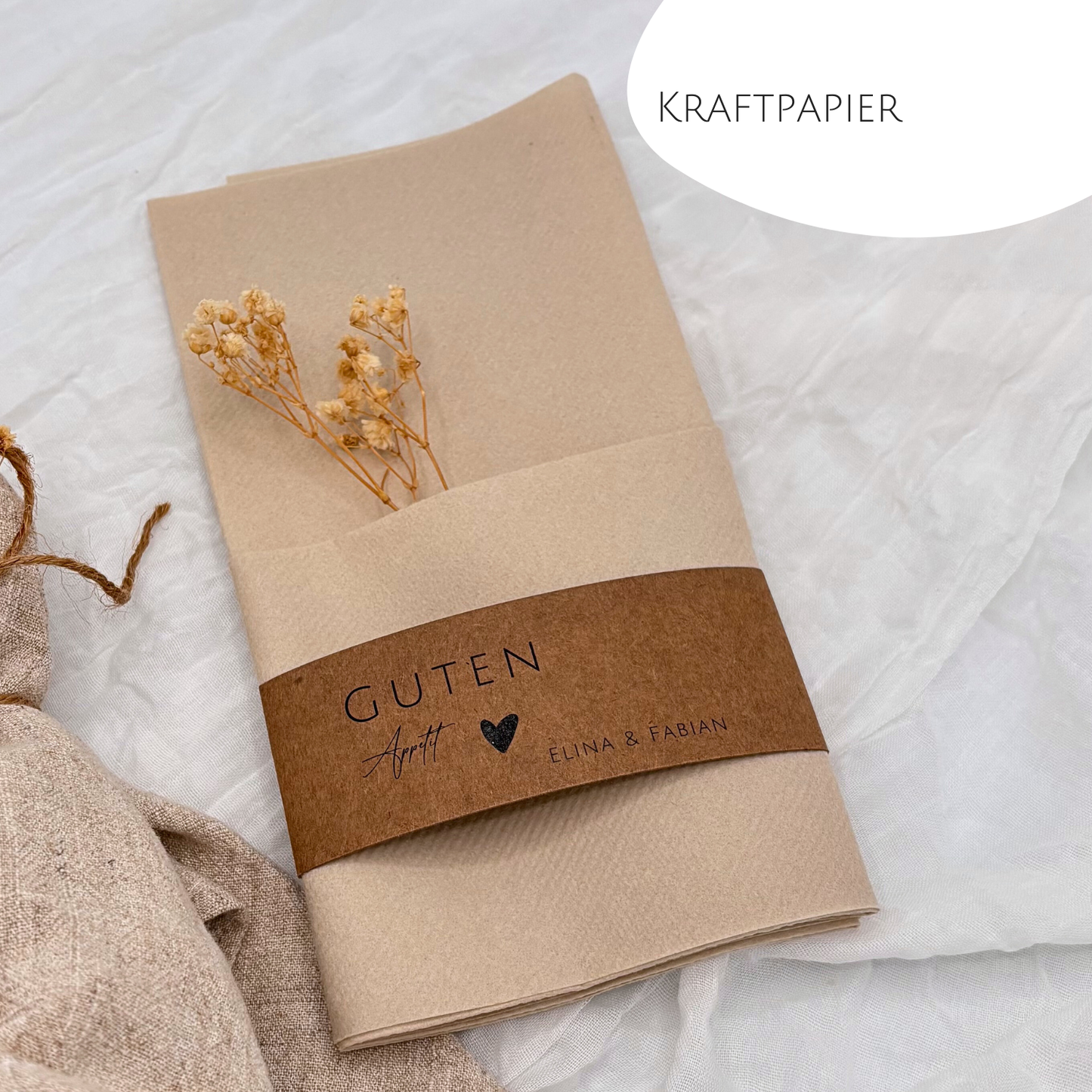 Nachhaltige Hochzeit Serviette aus Kraftpapier mit „Guten Appetit“. Brauner Look verbündet rustikale Eleganz mit personalisierten Namen Elina und Fabian. Perfekt für Events und Feierlichkeitsgeschenke.